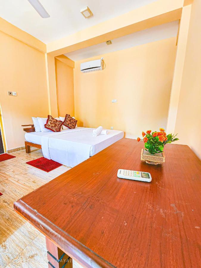 Jay'S Avenue Hotel Udawalawe Bagian luar foto