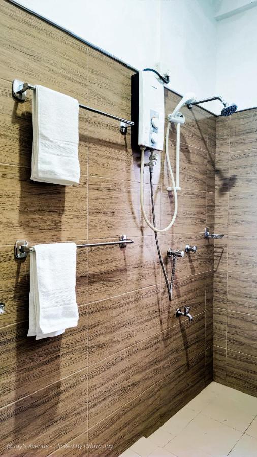 Jay'S Avenue Hotel Udawalawe Bagian luar foto