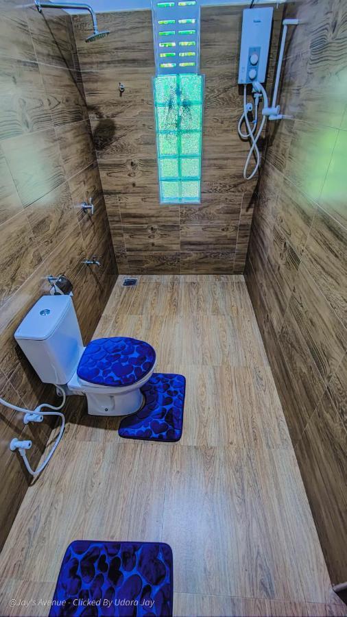 Jay'S Avenue Hotel Udawalawe Bagian luar foto