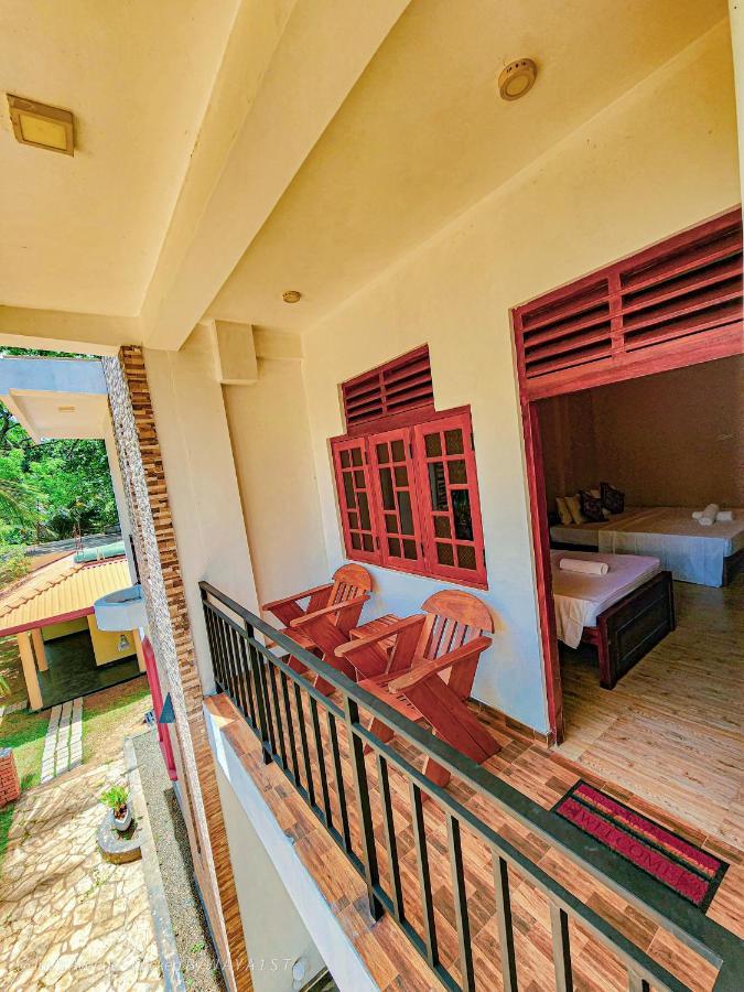 Jay'S Avenue Hotel Udawalawe Bagian luar foto