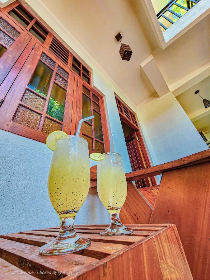Jay'S Avenue Hotel Udawalawe Bagian luar foto